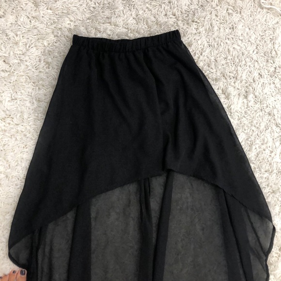 Black high low skirt with lining - Picture 3 of 6